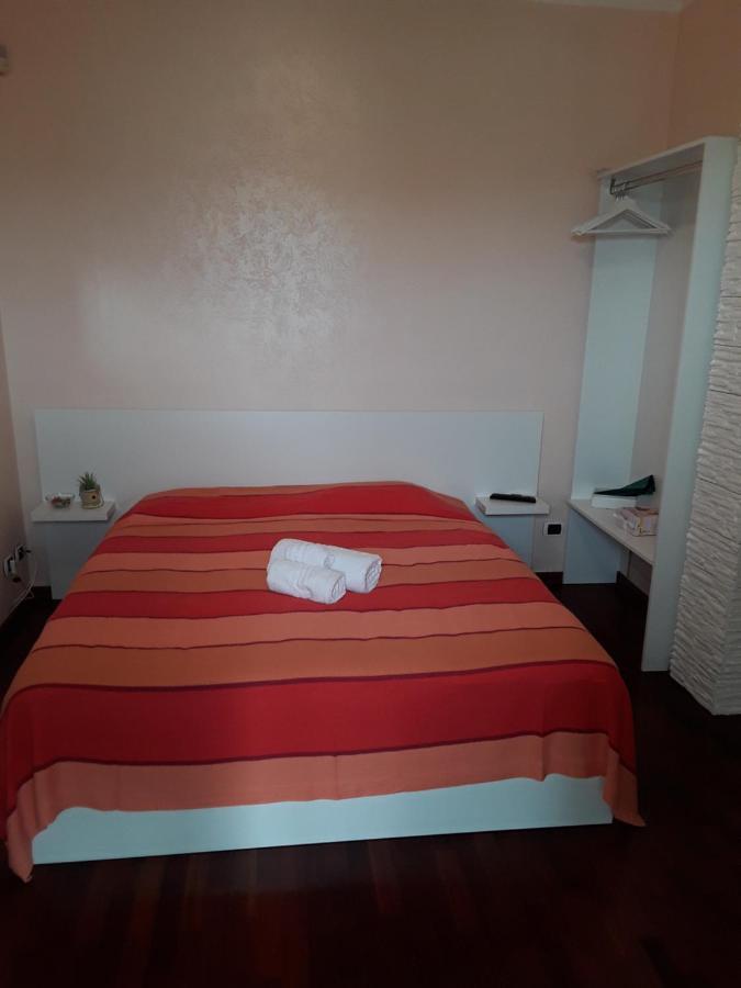 Ciuri Ciuri Villa Augusta Bagian luar foto