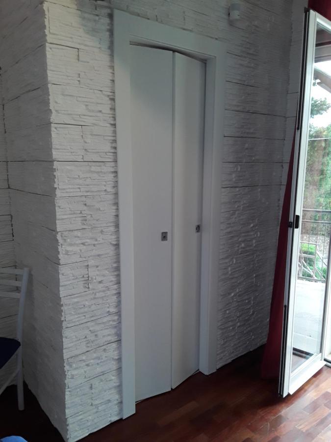 Ciuri Ciuri Villa Augusta Bagian luar foto
