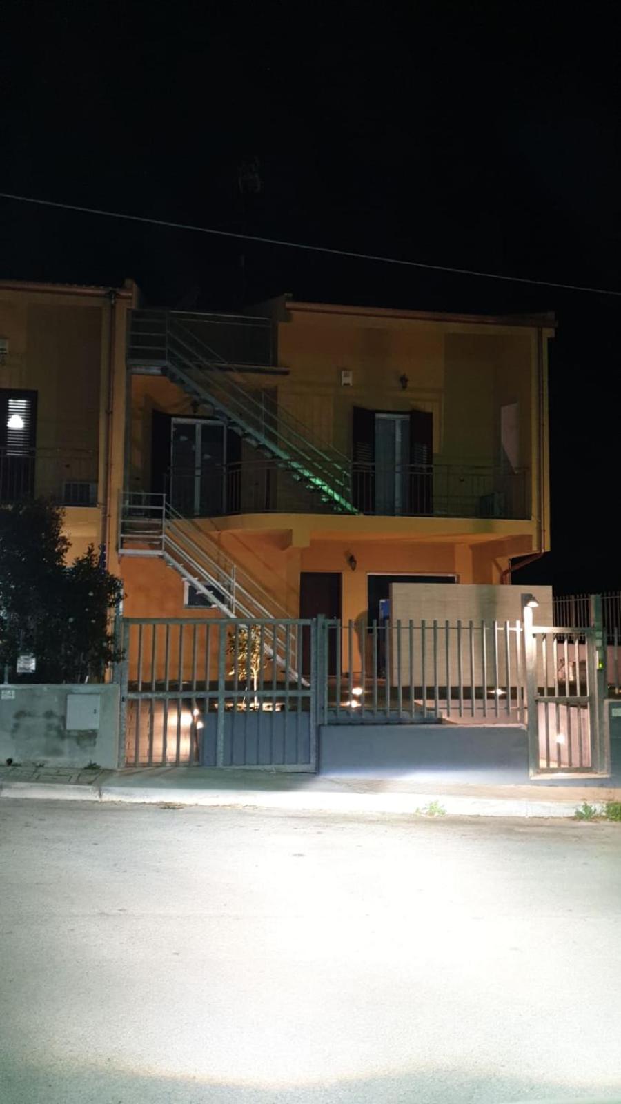 Ciuri Ciuri Villa Augusta Bagian luar foto