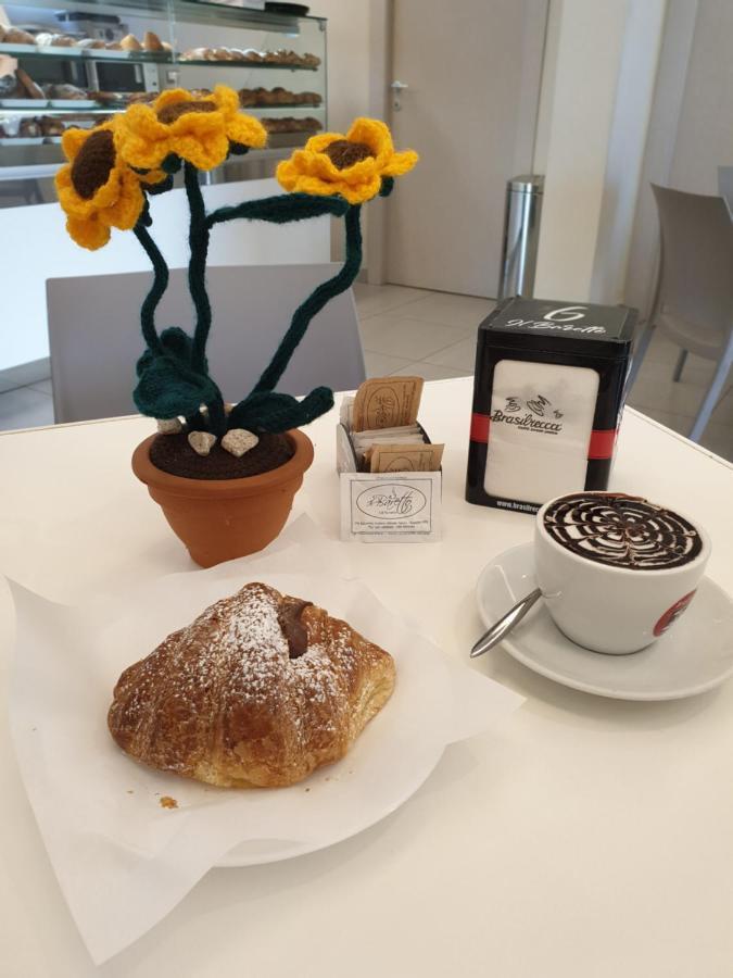 Ciuri Ciuri Villa Augusta Bagian luar foto